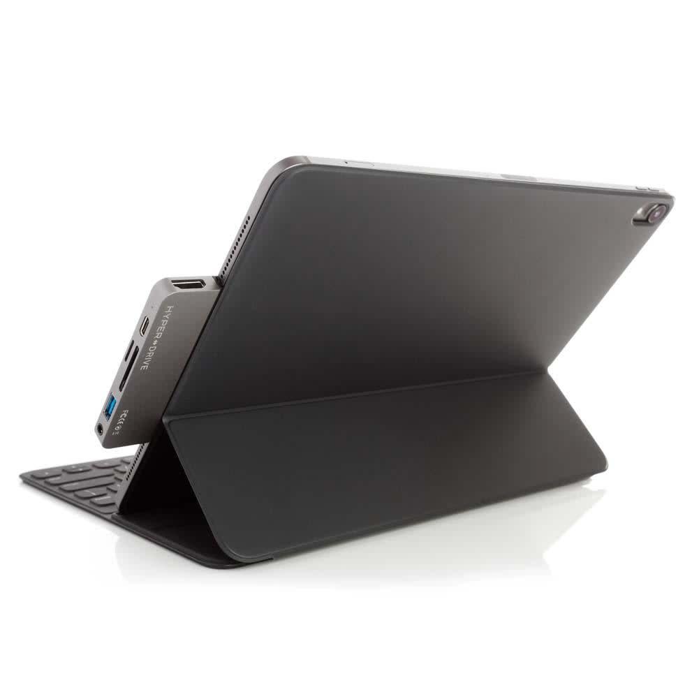 HYPER HYPERDRIVE 6-IN-1 USB-C HUB FOR IPAD PRO IPAD AIR - SILVER HYPER HYPERDRIVE 6-IN-1 USB-C HUB FOR IPAD PRO IPAD AIR - SILVER